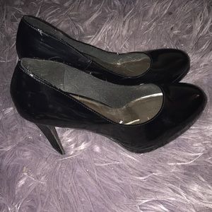 Black heels